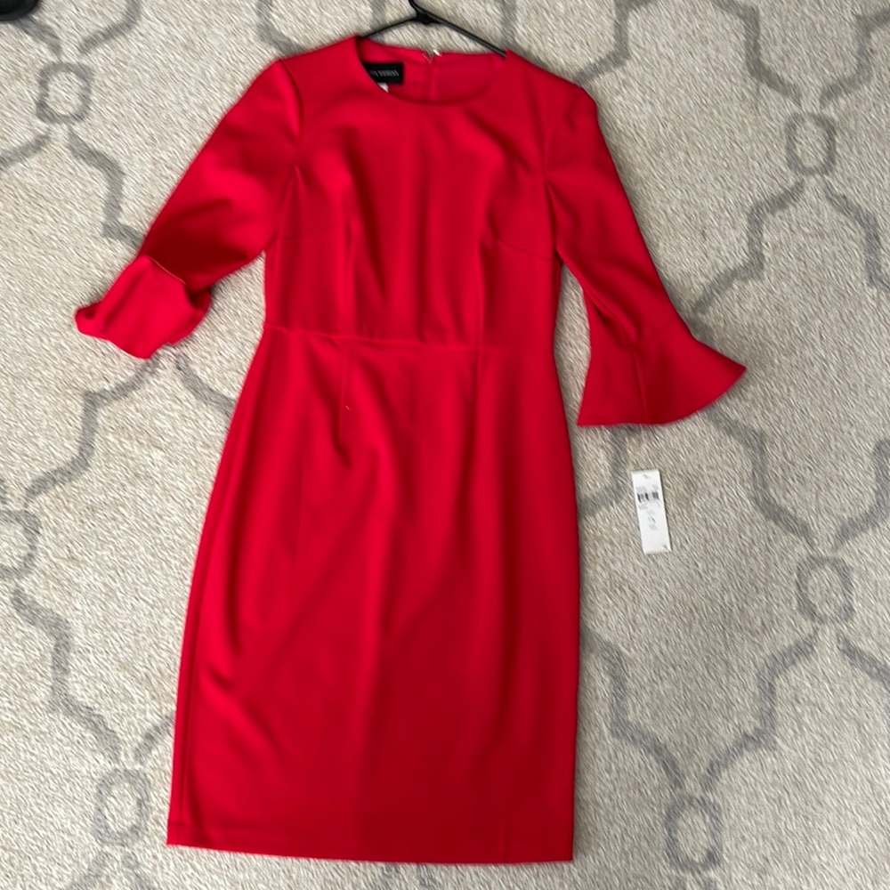 Donna Morgan Holiday red sheath, size 2